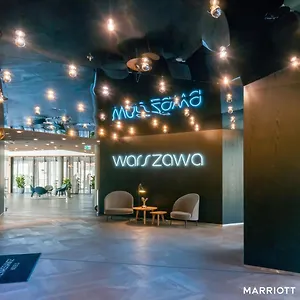 华沙机场万丽酒店 华沙